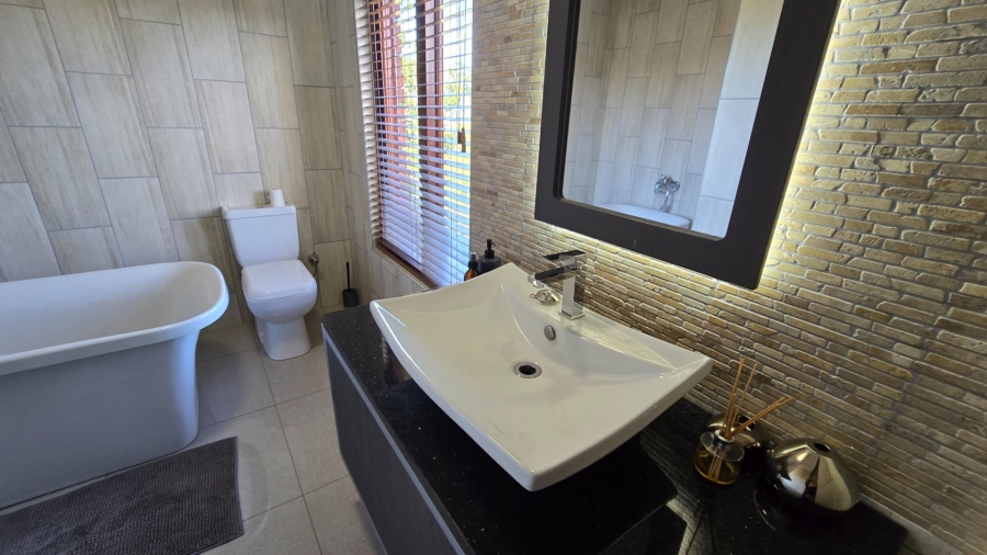 Commercial Property for Sale in Oudtshoorn Rural Western Cape